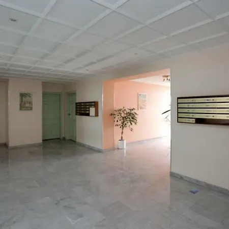 St George شقة نيس